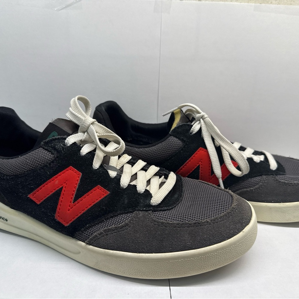 *Rare Color* New Balance Men's Gray and Red Sneakers
